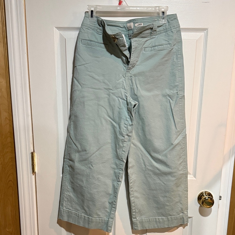 A New Day Mint Green Cropped Pants